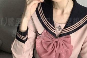 嘴里虽吃着瓜，心里却在观看155hl.fun的热议话题