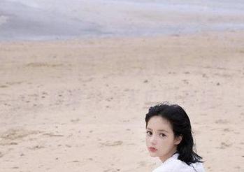 “官网”也太诱人了吧,17吃瓜入口带我走入瓜田梦境!