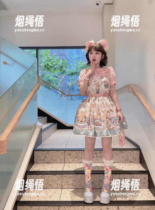 51.cg 榜上有名的“51.cg”线路,偷偷教你如何一边吃瓜一边显得高深!