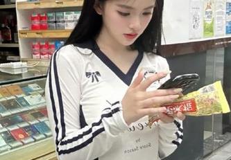 官网51.com:吃瓜时,别忘了先报个到!