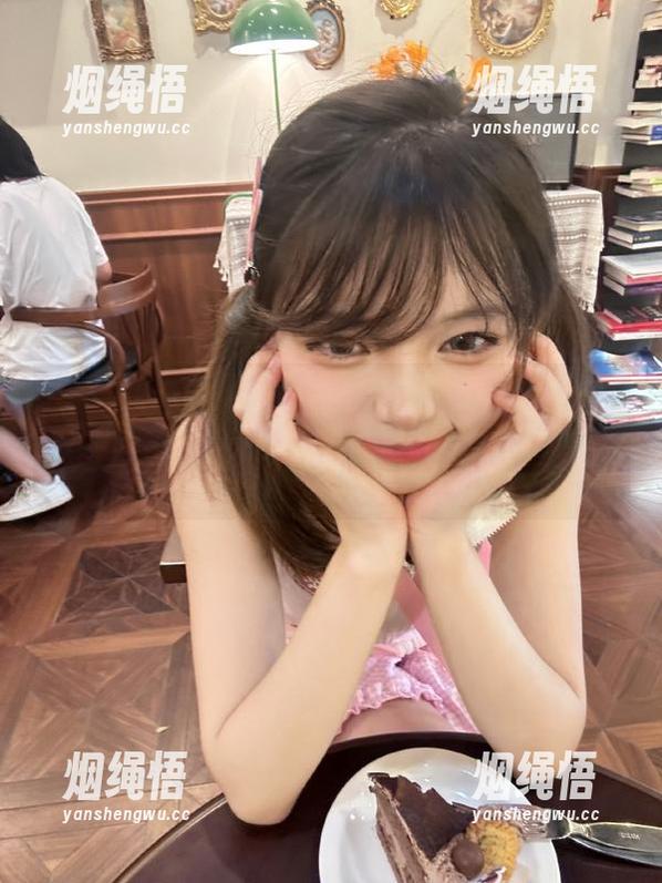 51吃瓜网 安卓那边平静时,ios版51吃瓜网却热闹得很,好似有什么新料要爆了。