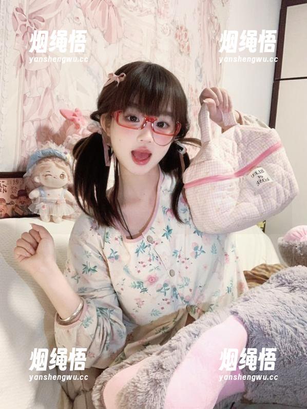 51吃瓜网 打算在51吃瓜网收藏点新鲜瓜,下载也让我感受到了无奈的月光。