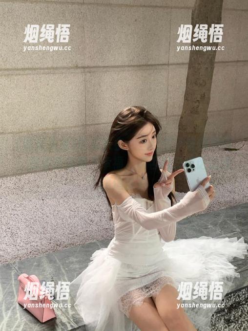 吃瓜头条 吃瓜头条:当红炸子鸡的烦恼:这波感情幸不幸福,能否逃过舆论的线路追击?