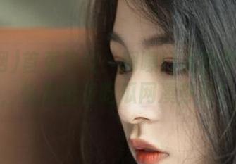 首页热议:网曝门闹得不可开交,快来围着吃瓜网凑热闹!