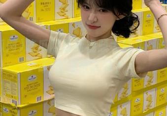 吃瓜网最新视频大乱斗,谁说热门都得很认真?