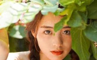 每天都要在“天天吃瓜网”苹果版上消磨时间，有点上瘾，但好像也没关系？