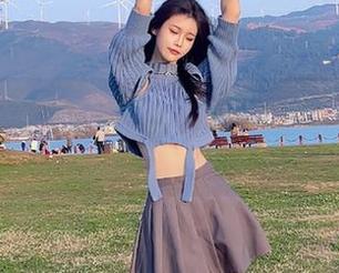 海角吃瓜发布嘴软的消息,感受到后台小编的无奈。