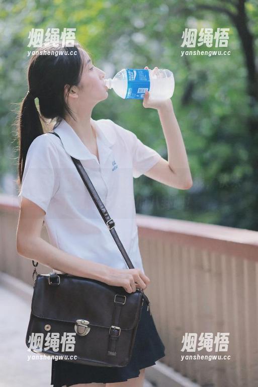 海角吃瓜 “海角吃瓜”热辣上线,快来下载脑洞大开的八卦吧!