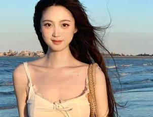 黑哥冲料导航,带你在八卦海洋中遨游,不怕翻船!