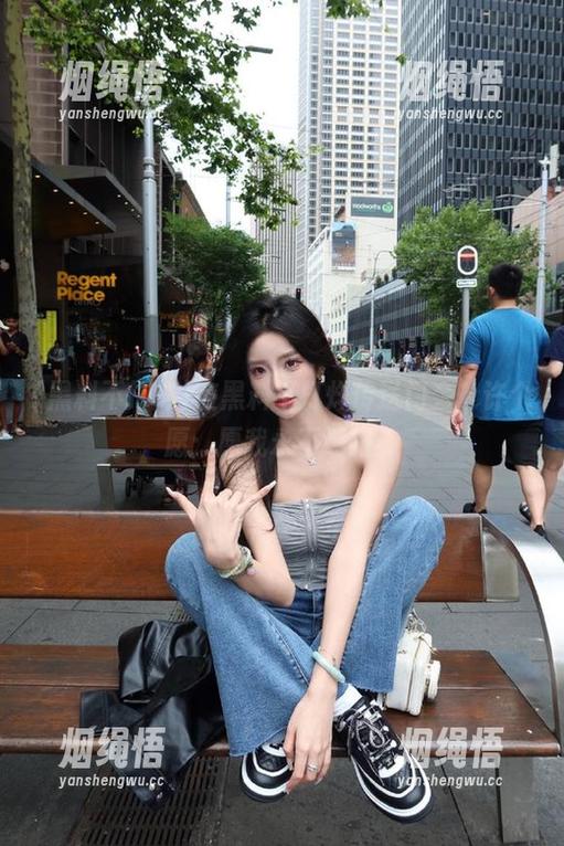 黑料不打烊 在黑料不打烊传送门旁,许个愿:愿我永不迷路!