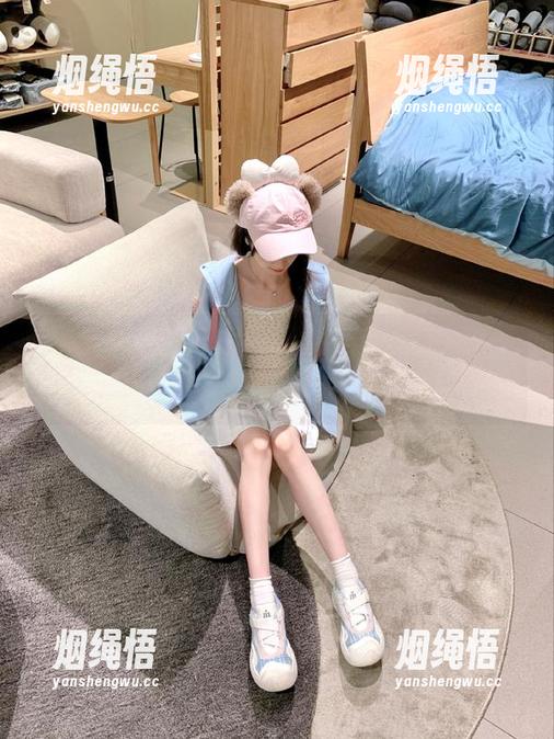 黑料不打烊 又换了黑料不打烊的app地址,我觉得我跟不上节奏了…