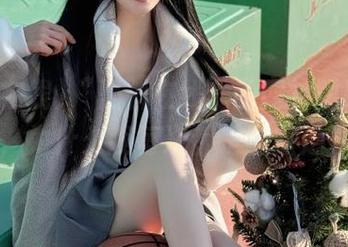“黑料在线”的网址明明是宝藏,为什么我每次都是默默走开?