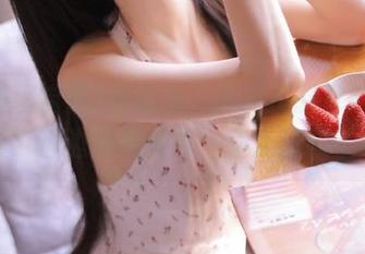 最近在“黑料正能量网”的入口那边晃来晃去，差点迷失了…