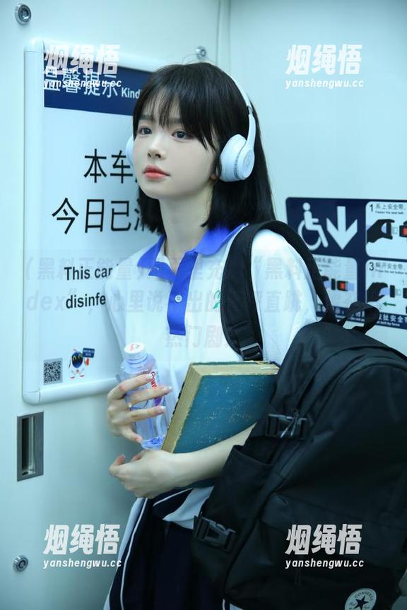黑料正能量 网页里充满“黑料正能量index”,心里说不出的怦怦直跳,像在追热门剧!