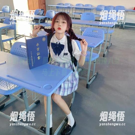 “黑料社官网”里的热辣八卦，马上下载不迷路！