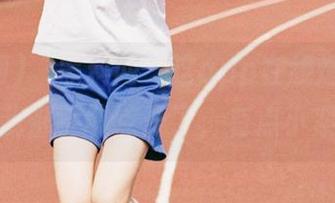 “黑料网”这app在线爆料合不合规，我都不敢点开了，有点小紧张呢！