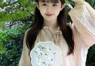 关于黑网料视频里的怪事，你知我知，大家心知肚明。
